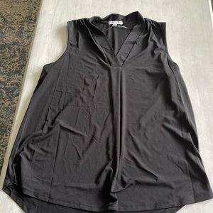 Sleeveless pull over dress shirt